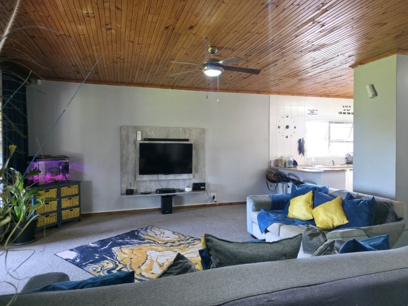 3 Bedroom Property for Sale in Wavecrest Eastern Cape